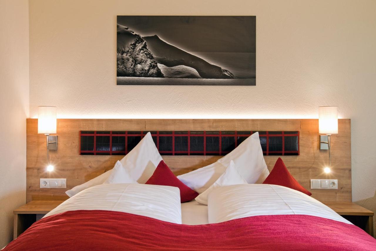 Hotel Truyenhof Ried im Oberinntal Buitenkant foto
