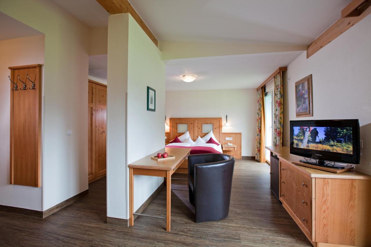 Hotel Truyenhof Ried im Oberinntal Buitenkant foto