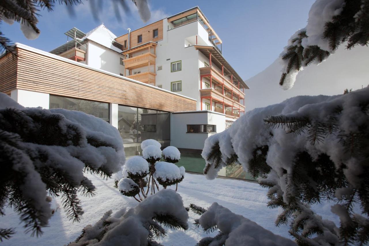Hotel Truyenhof Ried im Oberinntal Buitenkant foto
