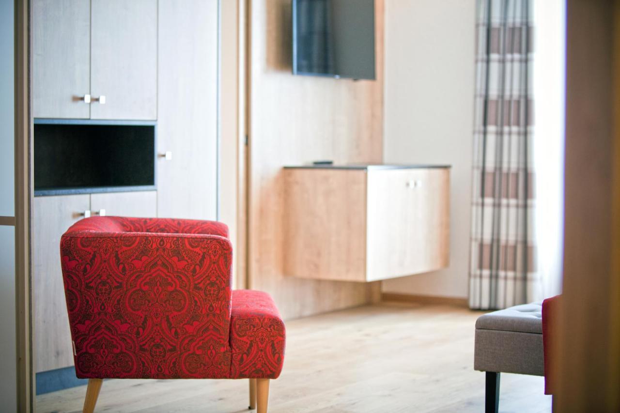 Hotel Truyenhof Ried im Oberinntal Buitenkant foto